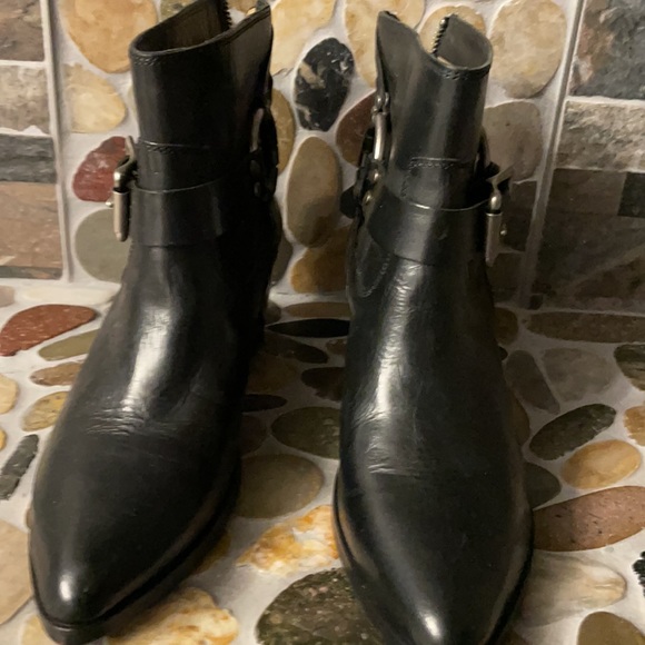 Frye Shoes - Boots Fye 7 NWOT